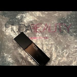 Panna Cotta 130G HB #FAUX FILTER FOUNDATION Fair skin golden undertones